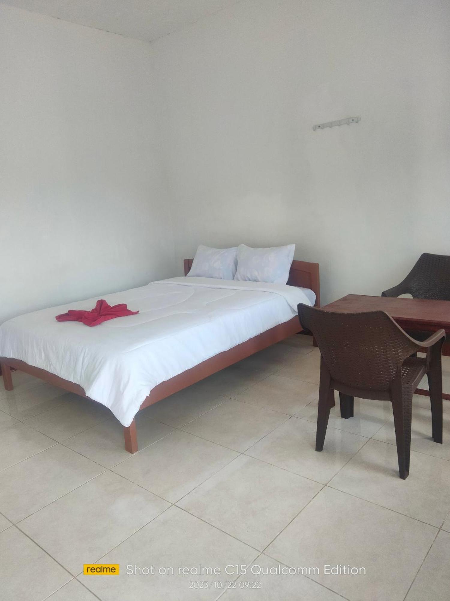 Lucky Guest House Kelimutu Luaran gambar